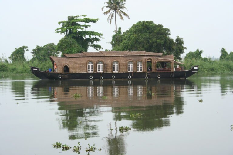 Kerala Travel Guide