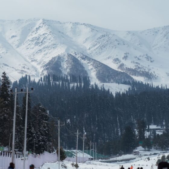 Kashmir 6 Nights 7 Days Complete Valley Tour