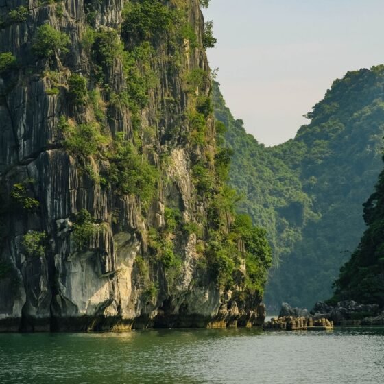 Vietnam 6 Nights 7 Days Tour Package