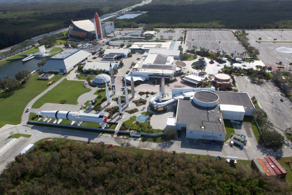 Florida Space Explorer — Kennedy Space Center & Astronaut Training 6 Nights 7 Days